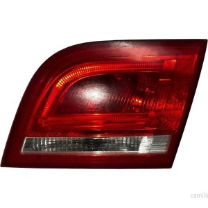 Audi A3 8P sportback r.v. 2010 pravé zadní vnitřní světlo 8P4945094D S5VX3T71488