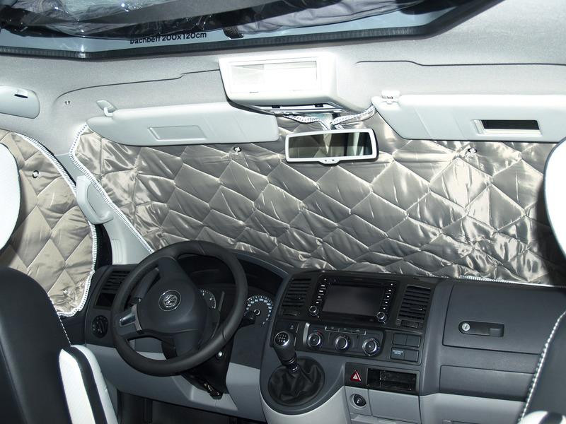 Sada termoclon vnitřních Isoflex 9vrstvá pro Ford Transit Custom od roku výroby 2012 3dílná do kabiny řidiče s přísavkami 304767