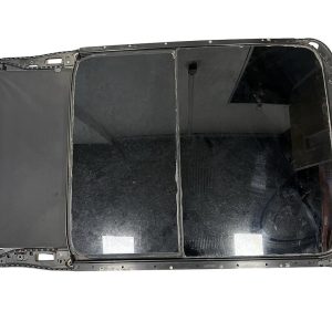 Audi A4 B8 8K avant allroad r.v. 2010 panoramatické střešní okno 8K9877041 S5VX3T69931 Audi A4 B8 8K avant allroad r.v. 2010 panoramatické střešní okno 8K9877041 S5VX3T69931