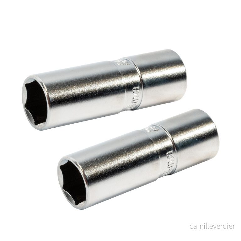 Klíč na svíčky 16mm 1/2″ 704779 Klíč na svíčky 16mm 1/2″ 704779