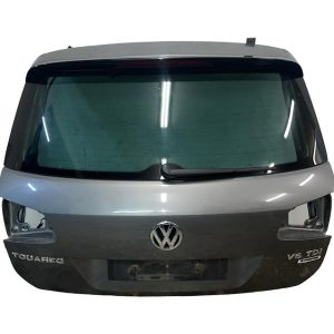 VW Touareg 7P R-Line facelift r.v. 2016 šedá metalíza Meteorgrau kód barvy LM7W páté dveře 7P6827025C S5VX3T90549