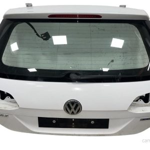 VW Golf 7 kombi r.v. 2016 bílá metalíza kód barvy LC9A páté dveře S5VX3T56021 VW Golf 7 kombi r.v. 2016 bílá metalíza kód barvy LC9A páté dveře S5VX3T56021