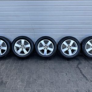 Kola 235/55 R17 3x letní pneu 6,4mm DOT1125 2x zimní pneu 5,9mm DOT2122 ET43 7Jx17H2 5N0601025C S5VX3T83265 Kola 235/55 R17 3x letní pneu 6,4mm DOT1125 2x zimní pneu 5,9mm DOT2122 ET43 7Jx17H2 5N0601025C S5VX3T83265