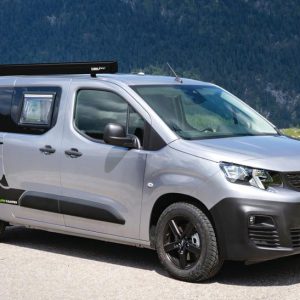 Markýza nástěnná kazetová Fiamma F45S 2,6 m pro minivany PSA (pouzdro Sytě černá, plátno Královská šedá, včetně adaptéru) 306123
